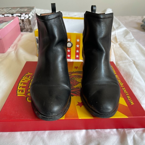 Jeffrey Campbell black ankle booties. Size:9 - Picture 4 of 5